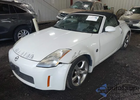 2005 Nissan 350Z Roadster from USA, damaged, VIN JN1AZ36A95M759518